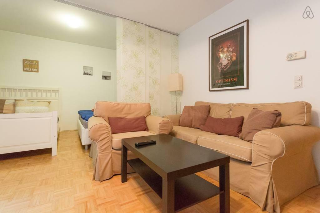Relaxing Terrace Apartment In Lively Area Wien Exteriör bild