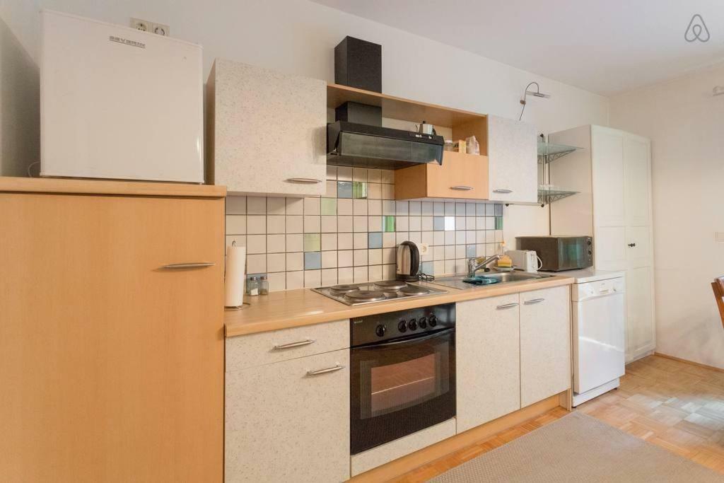 Relaxing Terrace Apartment In Lively Area Wien Exteriör bild